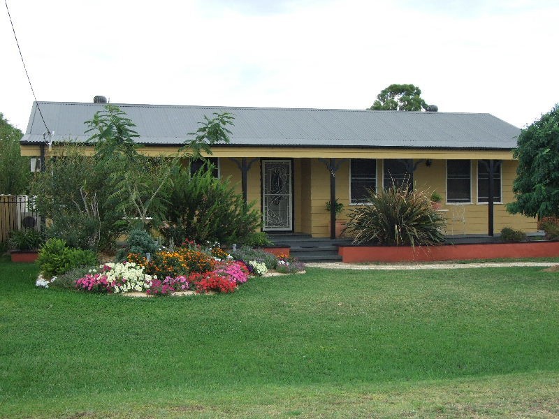 26 Merton Street, Denman NSW 2328