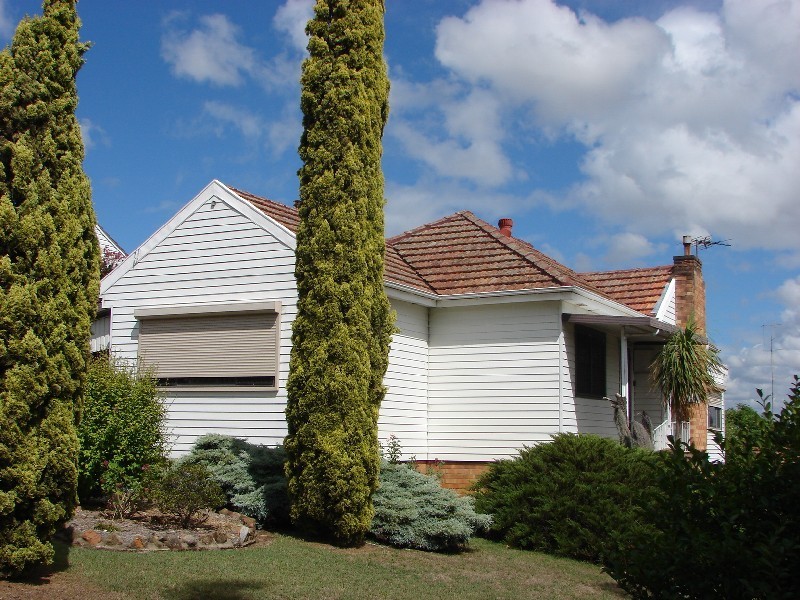 30 Flanders Ave, Muswellbrook NSW 2333