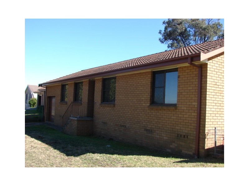 8 Mataro Ave, Muswellbrook NSW 2333