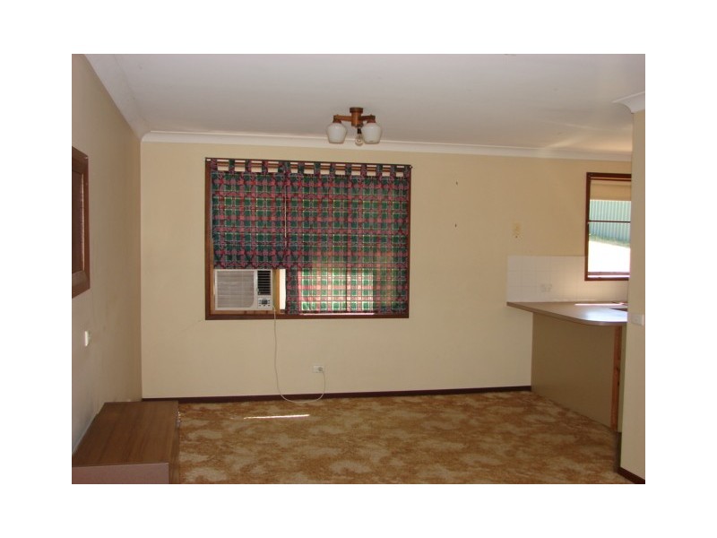 8 Mataro Ave, Muswellbrook NSW 2333