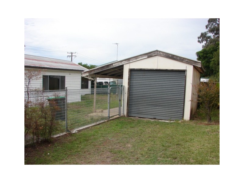 1 Sowerby Ave, Muswellbrook NSW 2333