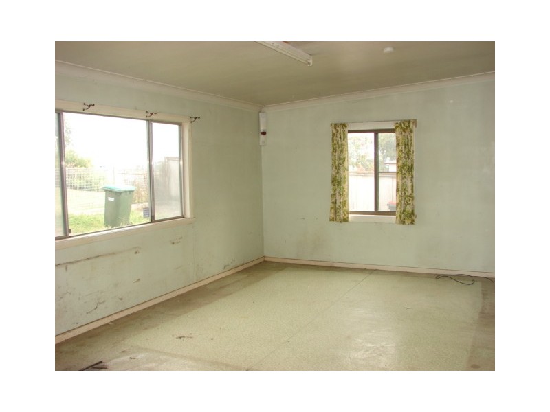 1 Sowerby Ave, Muswellbrook NSW 2333