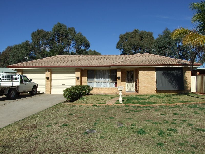 11 Grimes Close, Denman NSW 2328