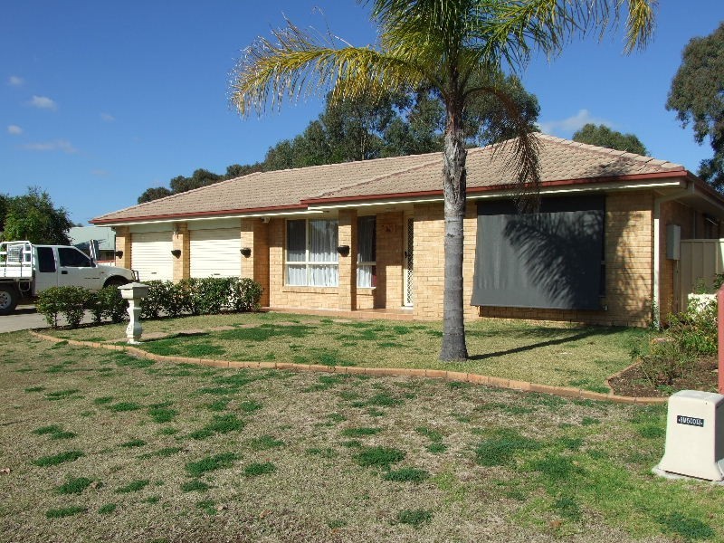 11 Grimes Close, Denman NSW 2328