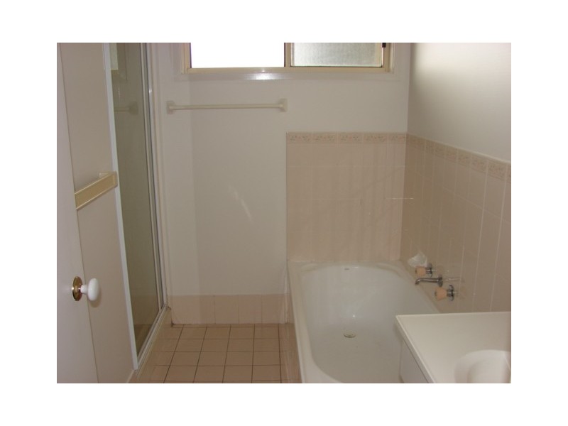 2/1 Casuarina Close, Muswellbrook NSW 2333