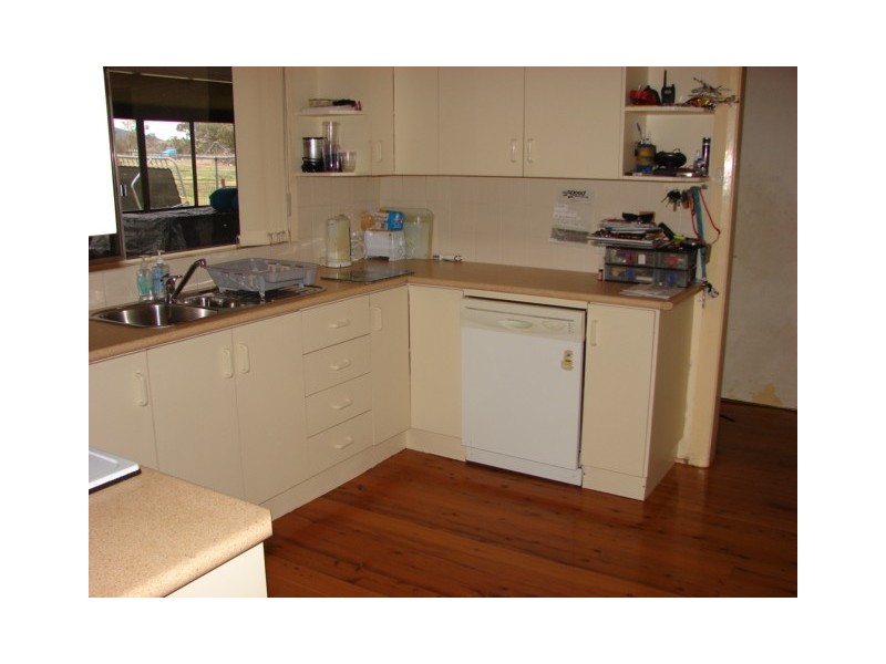 83 St Andrew Street, Aberdeen NSW 2336