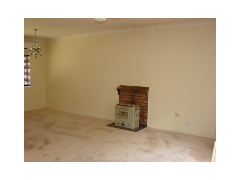 2 Adams Street, Muswellbrook NSW 2333