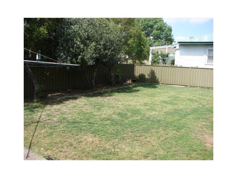 2 Adams Street, Muswellbrook NSW 2333