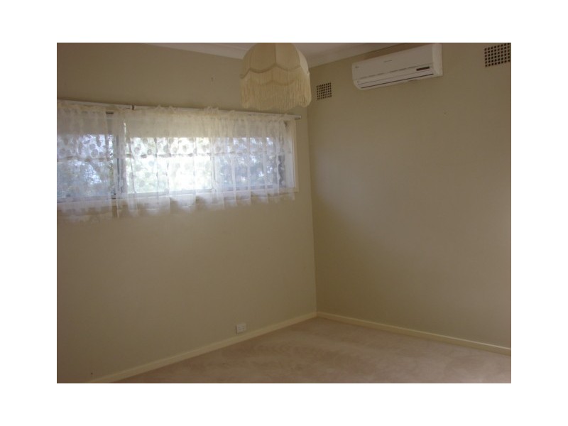 2 Adams Street, Muswellbrook NSW 2333