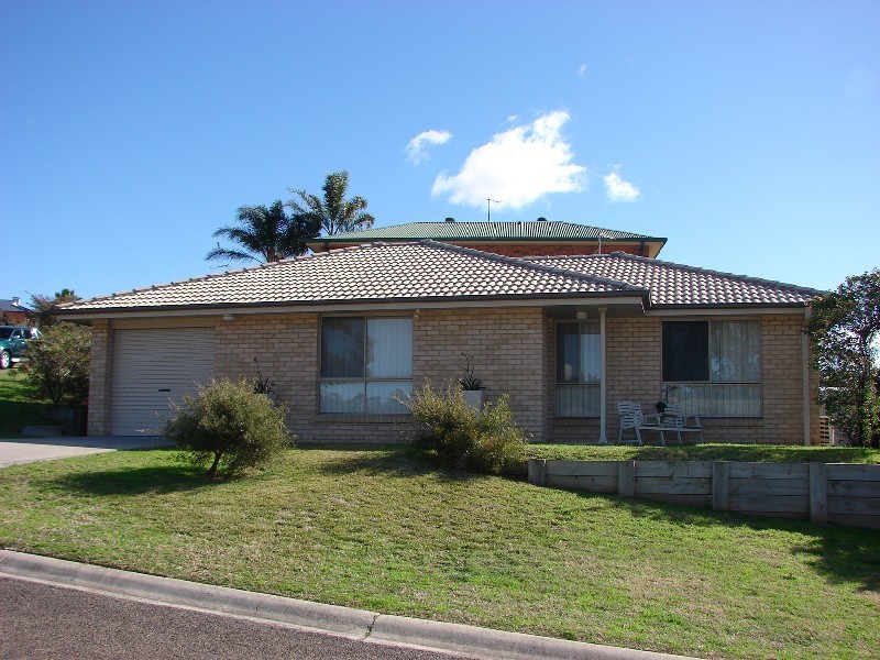 13 Grevillea Street, Muswellbrook NSW 2333