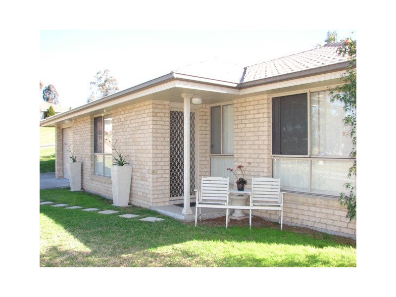 13 Grevillea Street, Muswellbrook NSW 2333