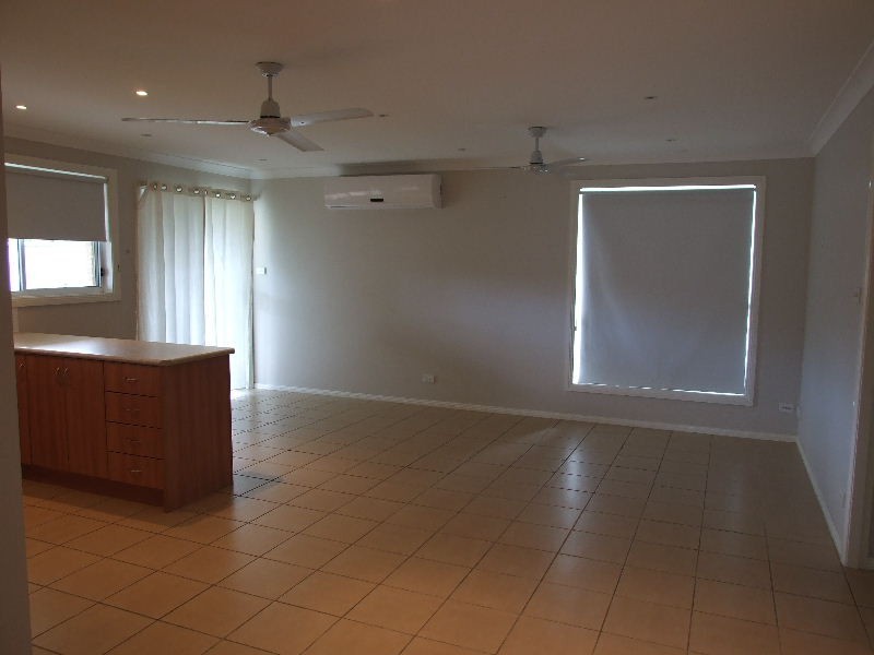 2/14 Paxton Street, Denman NSW 2328