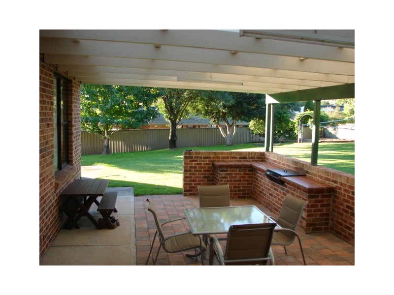 99 Shiraz Street, Muswellbrook NSW 2333