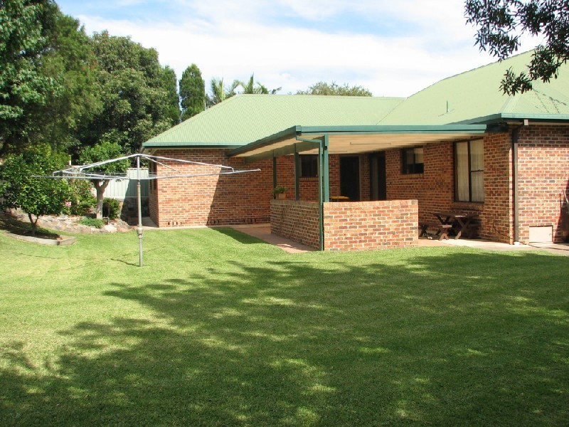 99 Shiraz Street, Muswellbrook NSW 2333