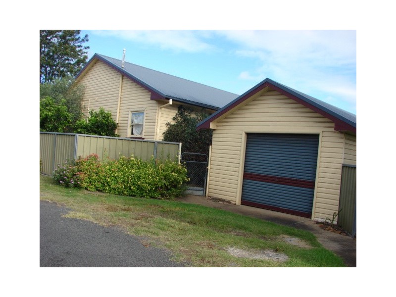 60 Carl Street, Muswellbrook NSW 2333