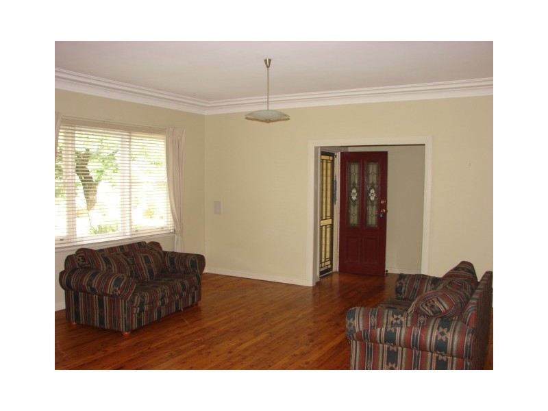 60 Carl Street, Muswellbrook NSW 2333