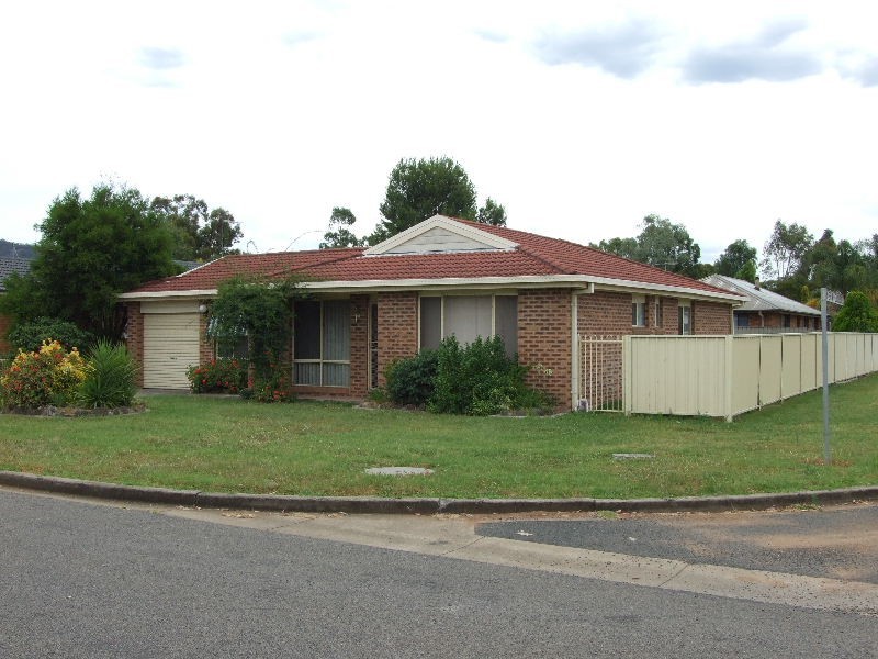 2A Martindale Street, Denman NSW 2328