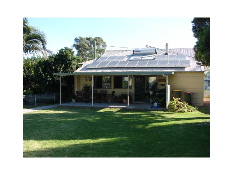 2 Barrett Street, Muswellbrook NSW 2333