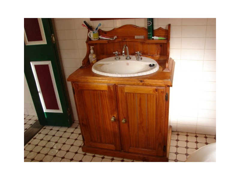 2 Barrett Street, Muswellbrook NSW 2333