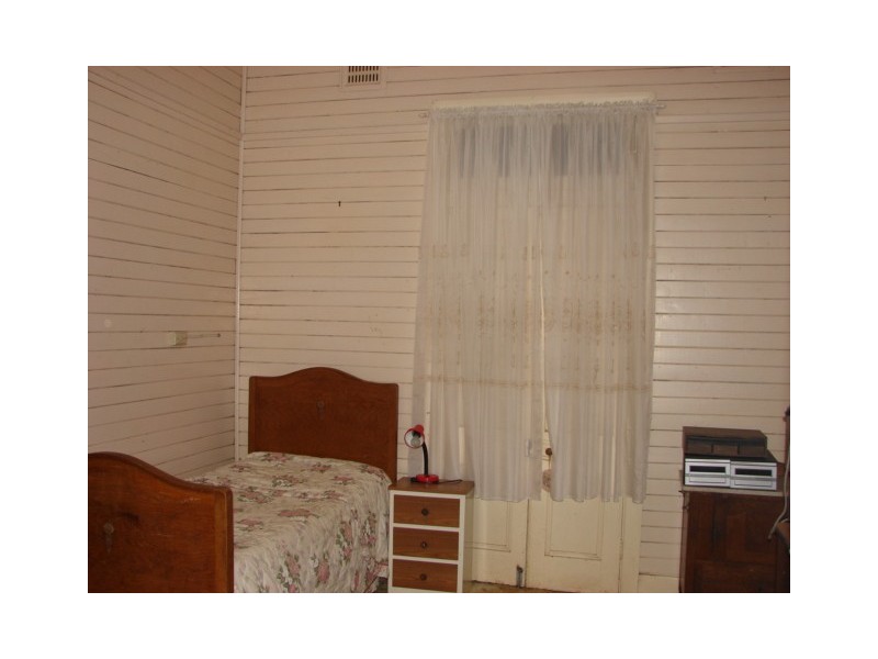 24 Foley Street, Muswellbrook NSW 2333