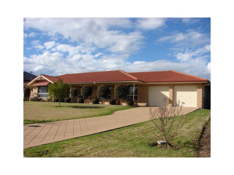 10 Bhima Drive, Scone NSW 2337