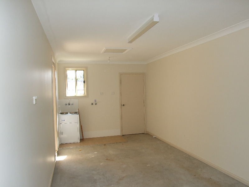 2/36 Palace Street, Denman NSW 2328