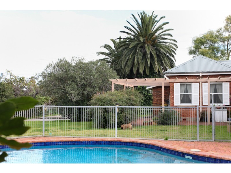 23 Cook Street, Muswellbrook NSW 2333