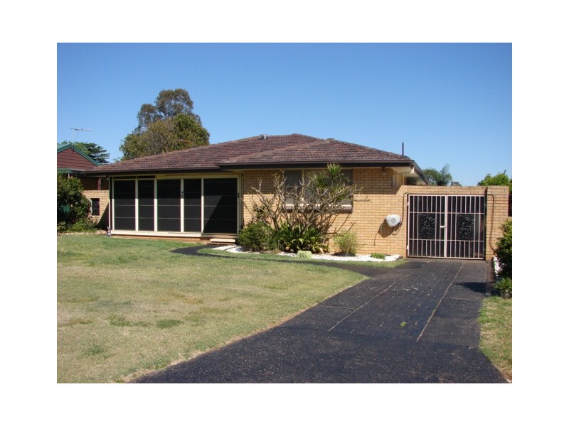 48 Humphries Street, Muswellbrook NSW 2333