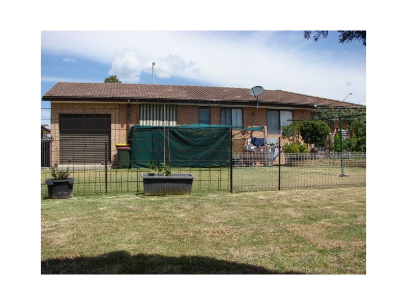 12 Rutherford Road, Muswellbrook NSW 2333