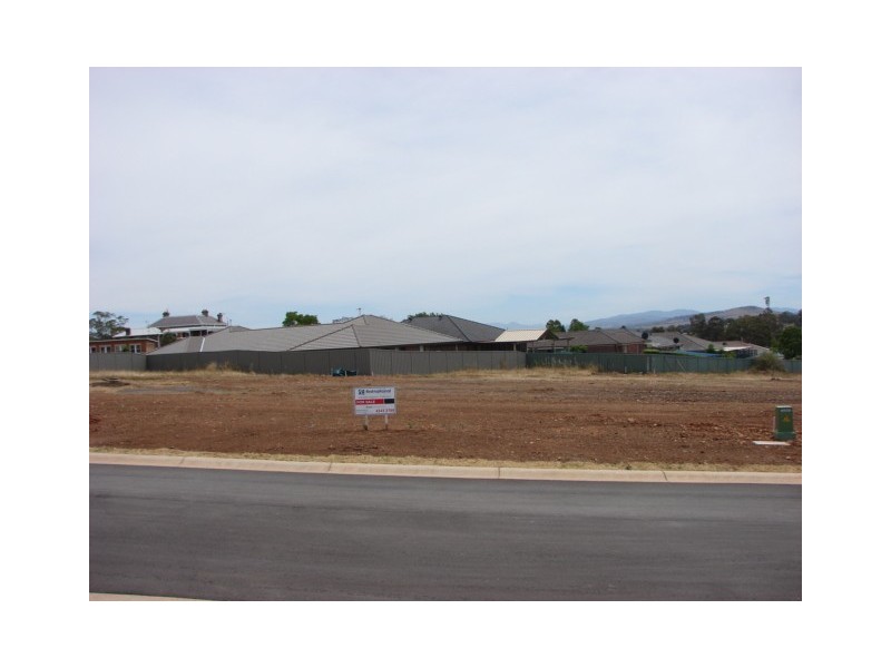 48 Finnegan Crescent, Muswellbrook NSW 2333