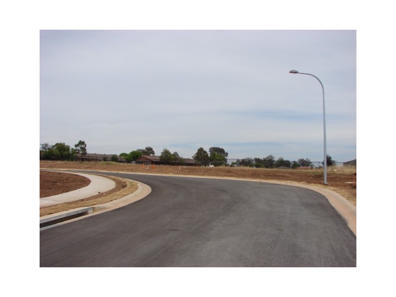 48 Finnegan Crescent, Muswellbrook NSW 2333