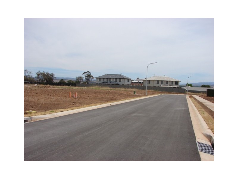 48 Finnegan Crescent, Muswellbrook NSW 2333