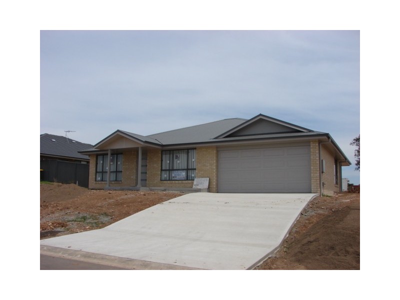 14 Tierney Street, Muswellbrook NSW 2333