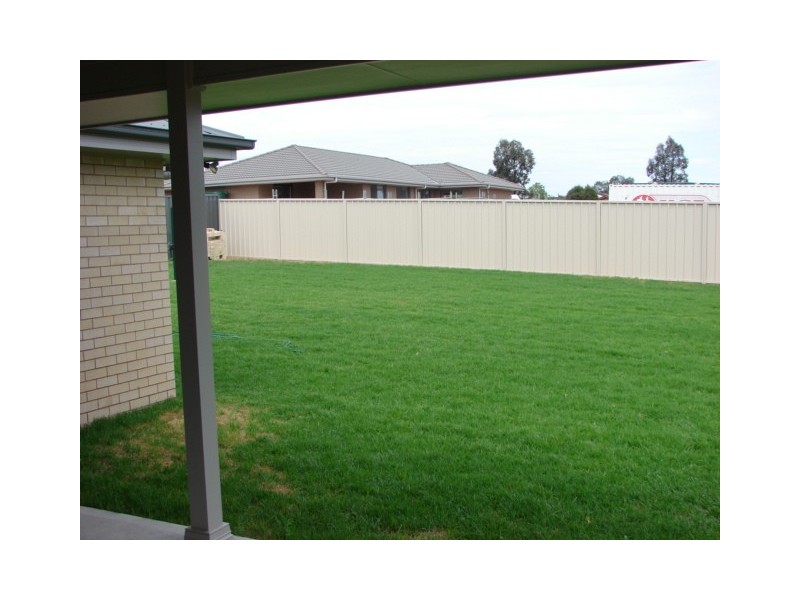 14 Tierney Street, Muswellbrook NSW 2333