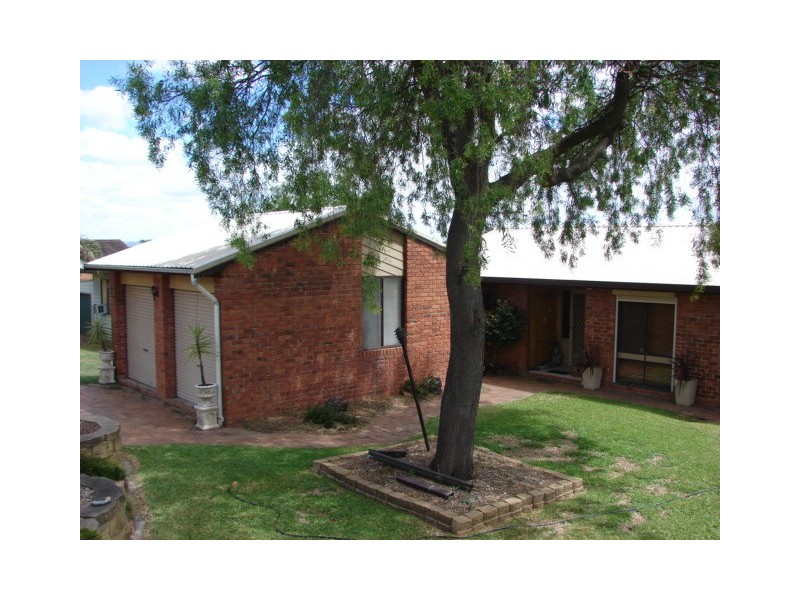 12 Eucalypt, Muswellbrook NSW 2333