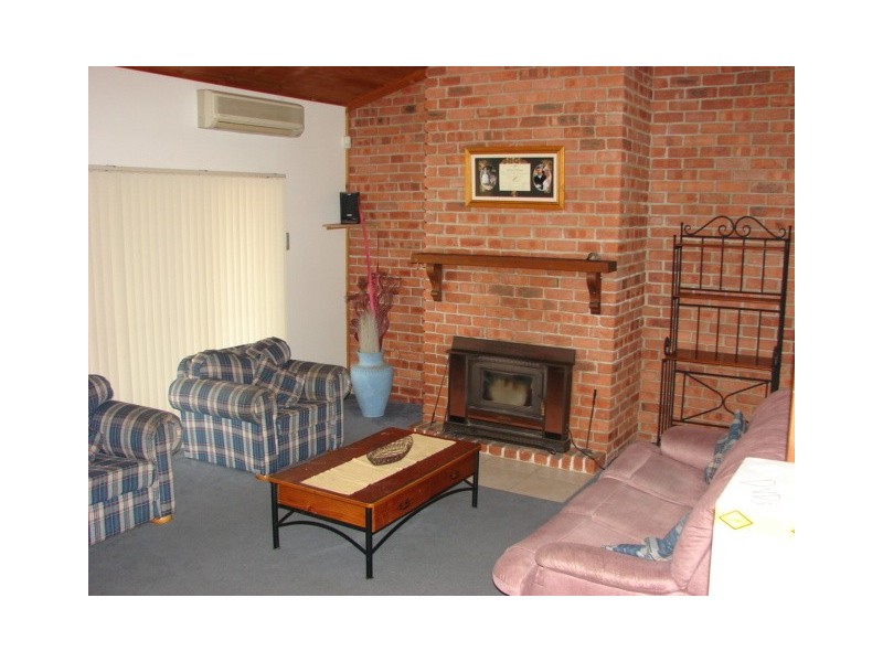 12 Eucalypt, Muswellbrook NSW 2333