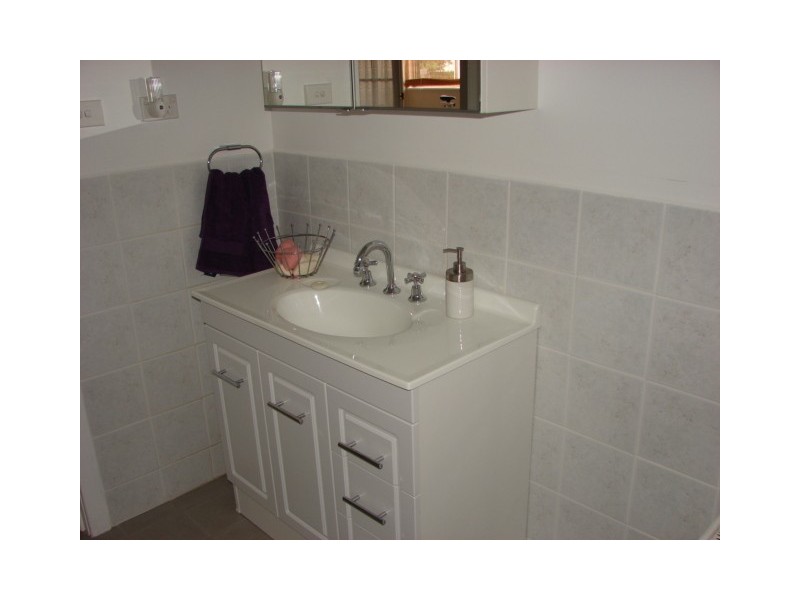 18 Walker Street, Aberdeen NSW 2336