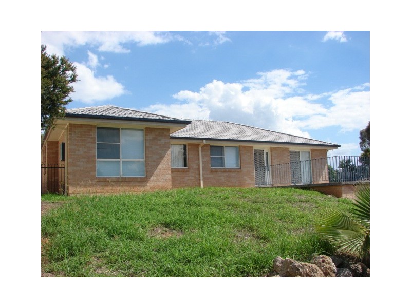 19 Calgaroo Ave, Muswellbrook NSW 2333