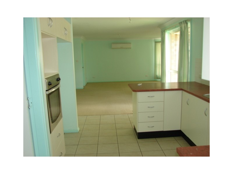 19 Calgaroo Ave, Muswellbrook NSW 2333