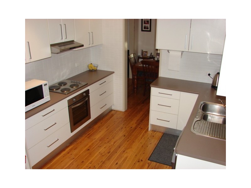 7 Shaw Cres, Muswellbrook NSW 2333