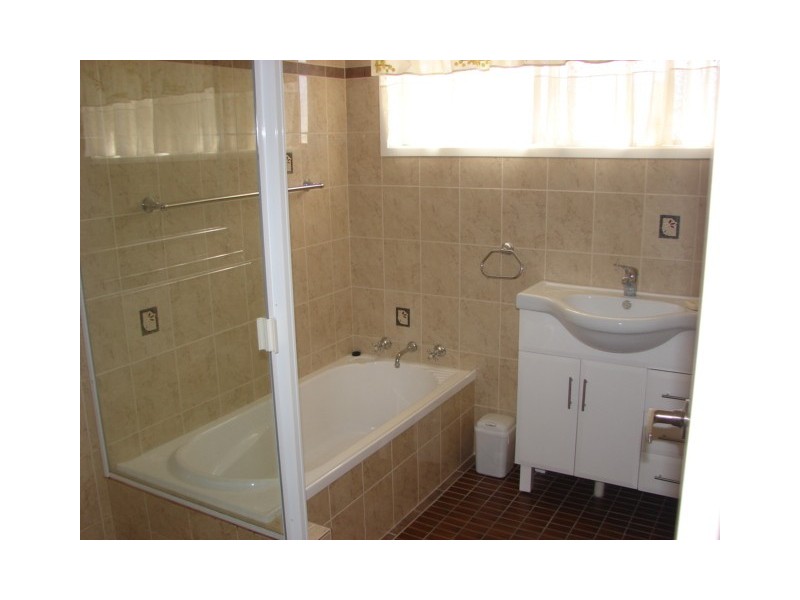 2/27 Mitchell Street, Muswellbrook NSW 2333
