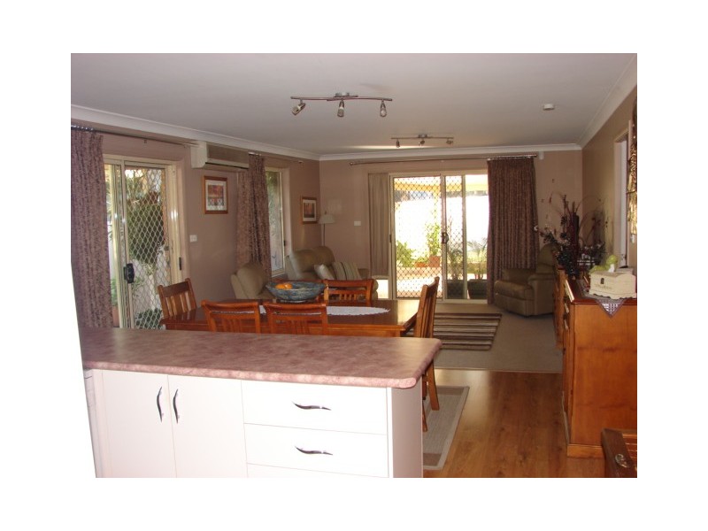 1/12 Cassidy Ave, Muswellbrook NSW 2333