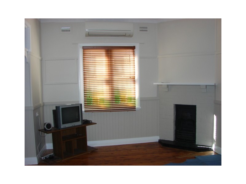 39 Carl Street, Muswellbrook NSW 2333