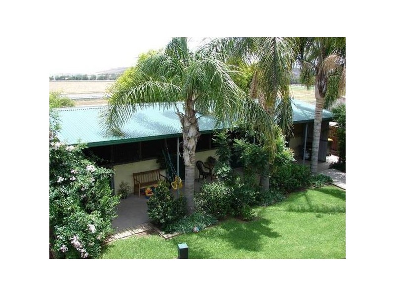 9 Sheppard Ave, Muswellbrook NSW 2333