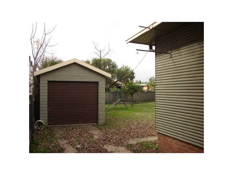 16 Maitland Street, Muswellbrook NSW 2333