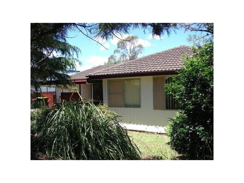 5 Karoola Ave, Muswellbrook NSW 2333