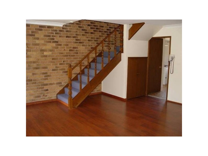 8/ Ironbar Rd, Muswellbrook NSW 2333
