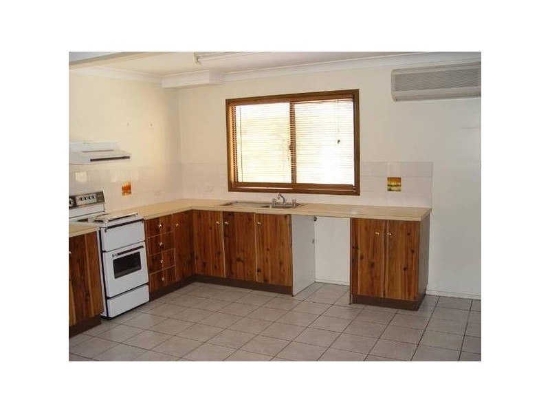 8/ Ironbar Rd, Muswellbrook NSW 2333