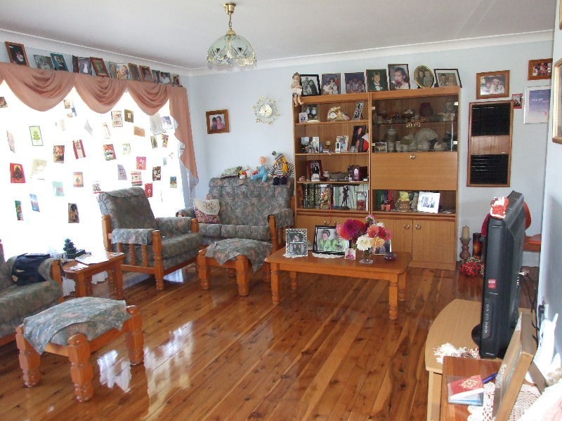 12 Hyde Street, Denman NSW 2328