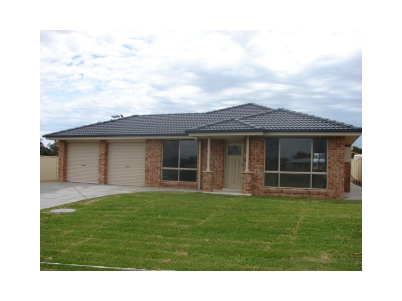 8 Kennedy Place, Muswellbrook NSW 2333